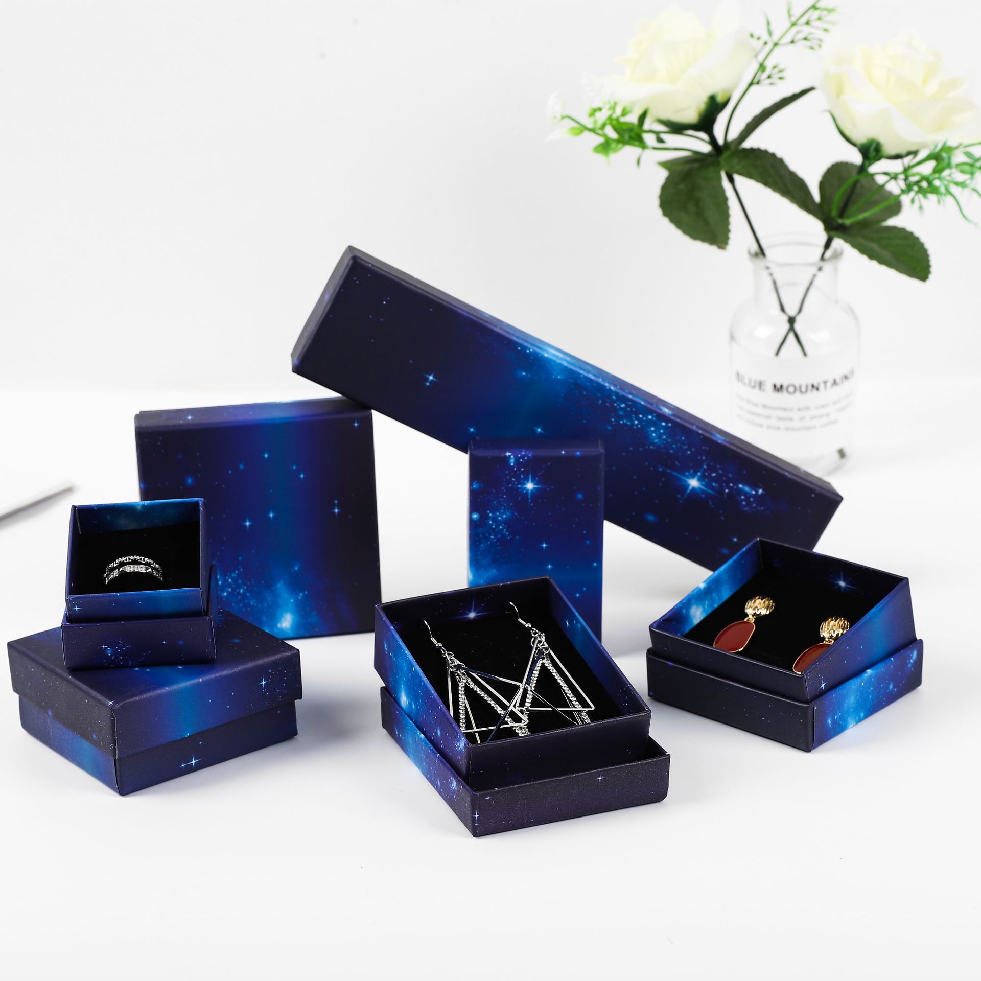 Kundenspezifisches Logo, das Luxuspapierverpackungs-Schmuck-Geschenkbox druckt